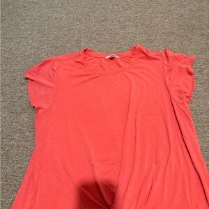 Time and Tru Coral Short Sleeve Tee